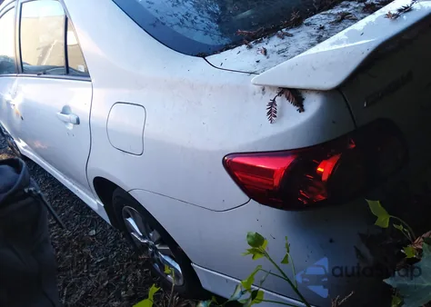 2010 Toyota Corolla S из США, поврежденный, VIN 2T1BU4EE5AC490645